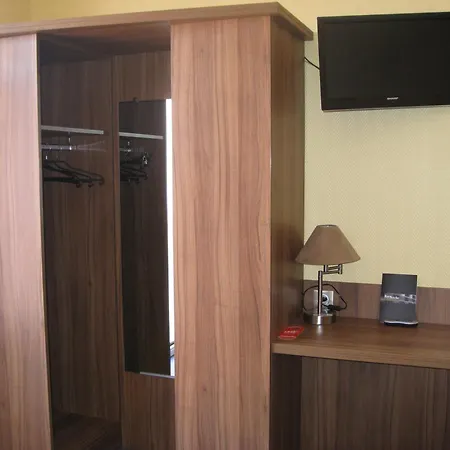 Otel Barnetche 3*